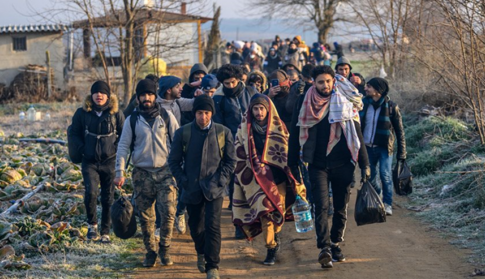 A generic square placeholder image with rounded corners in a figure.