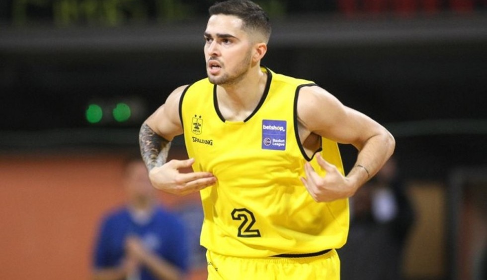 A generic square placeholder image with rounded corners in a figure.