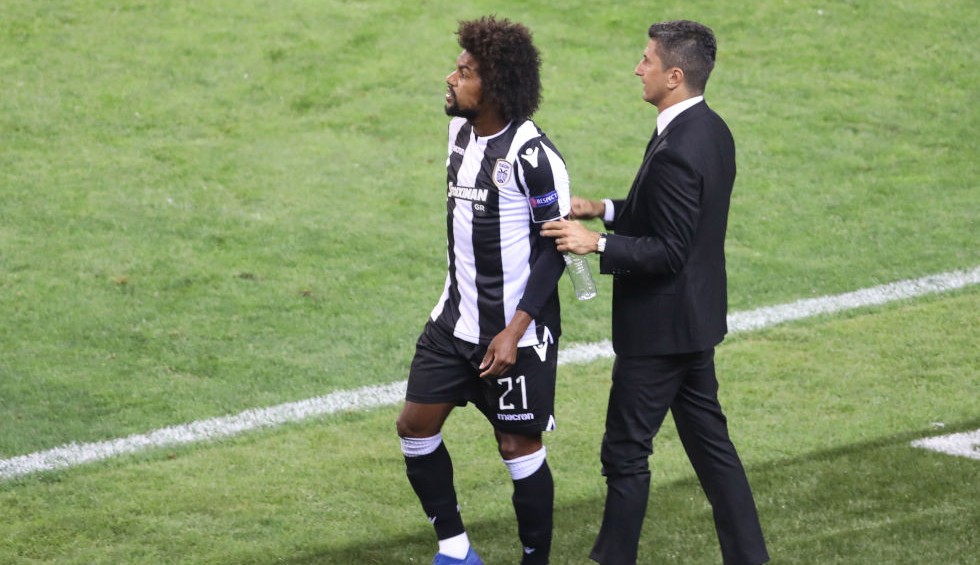 A generic square placeholder image with rounded corners in a figure.