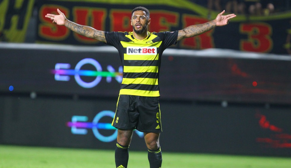 A generic square placeholder image with rounded corners in a figure.