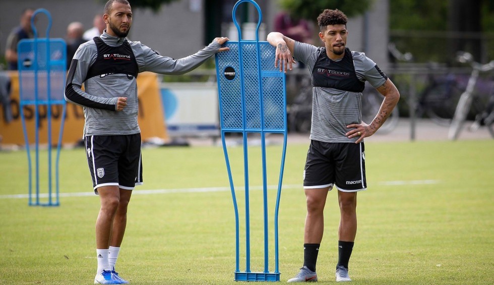 A generic square placeholder image with rounded corners in a figure.