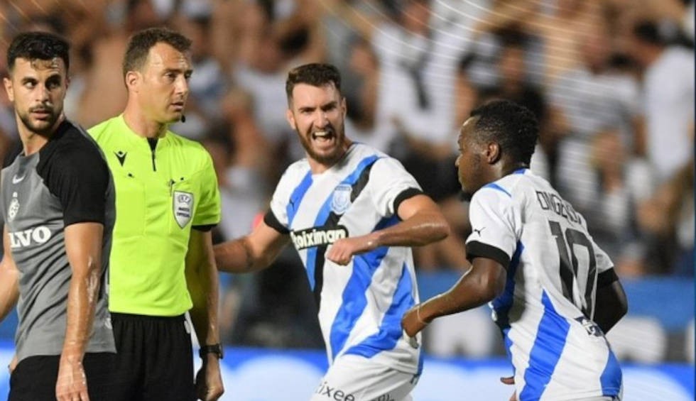 A generic square placeholder image with rounded corners in a figure.