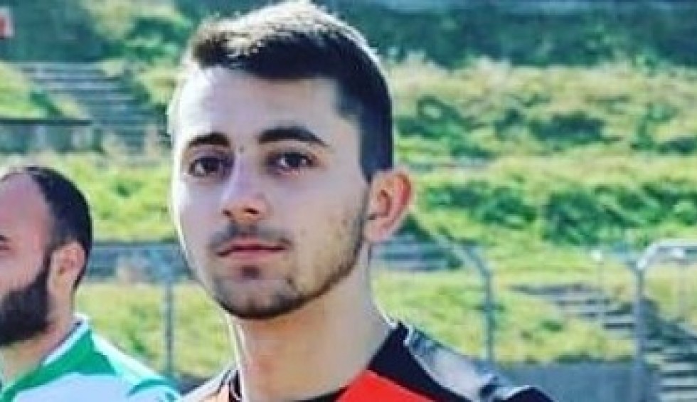 A generic square placeholder image with rounded corners in a figure.