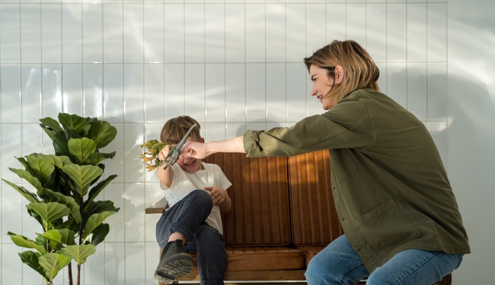 A generic square placeholder image with rounded corners in a figure.