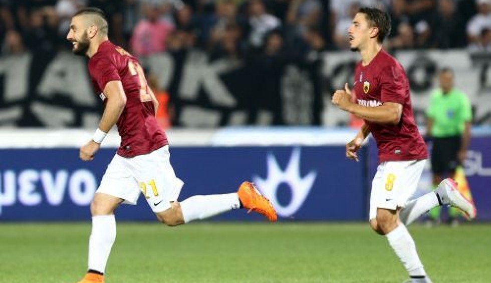 A generic square placeholder image with rounded corners in a figure.