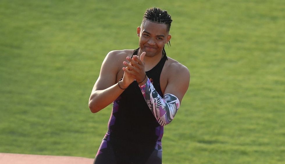 A generic square placeholder image with rounded corners in a figure.