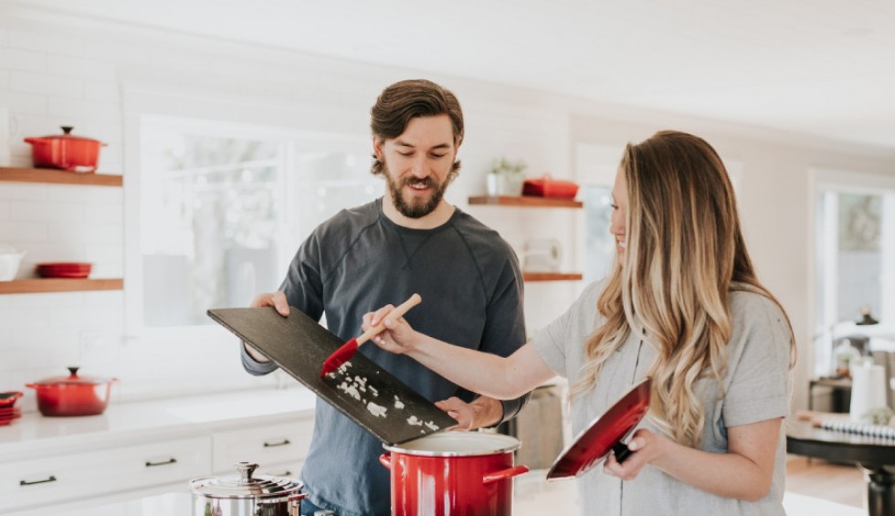 A generic square placeholder image with rounded corners in a figure.