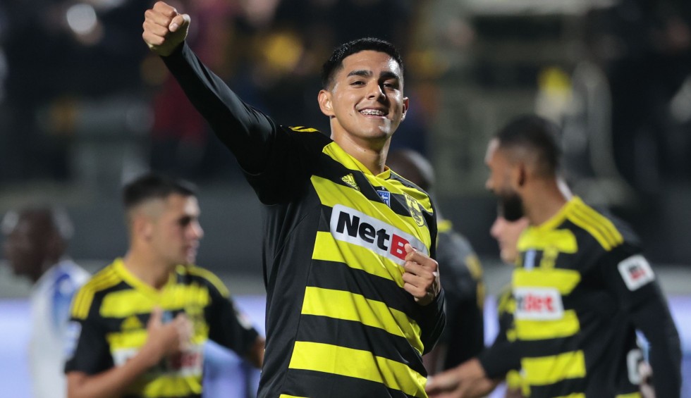 A generic square placeholder image with rounded corners in a figure.