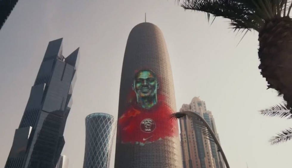 A generic square placeholder image with rounded corners in a figure.