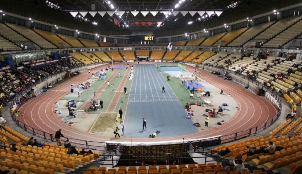 A generic square placeholder image with rounded corners in a figure.