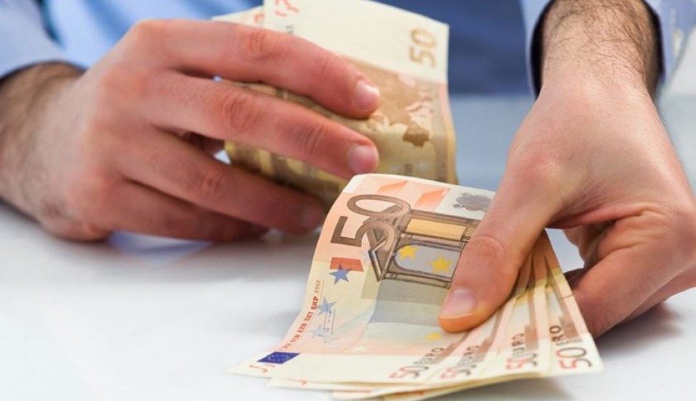 A generic square placeholder image with rounded corners in a figure.