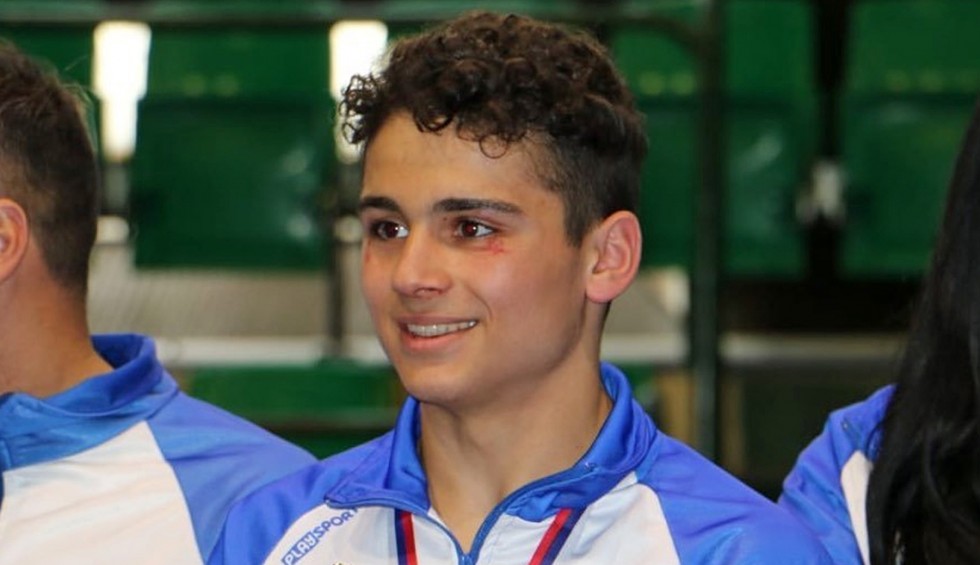 A generic square placeholder image with rounded corners in a figure.