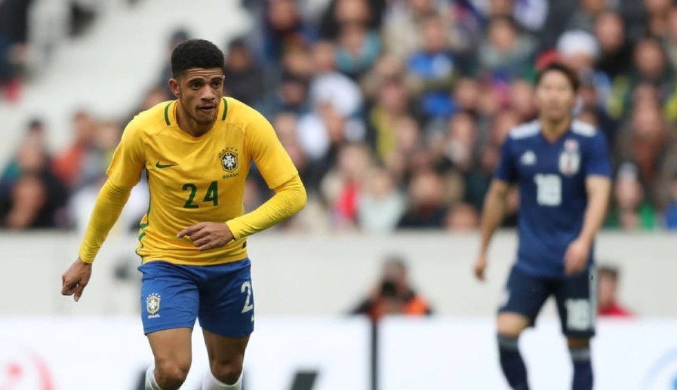 A generic square placeholder image with rounded corners in a figure.