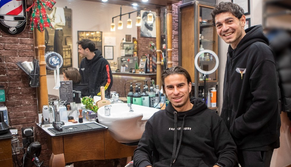 A generic square placeholder image with rounded corners in a figure.