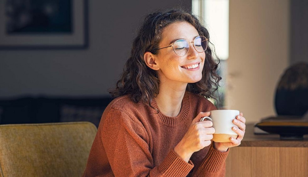 A generic square placeholder image with rounded corners in a figure.