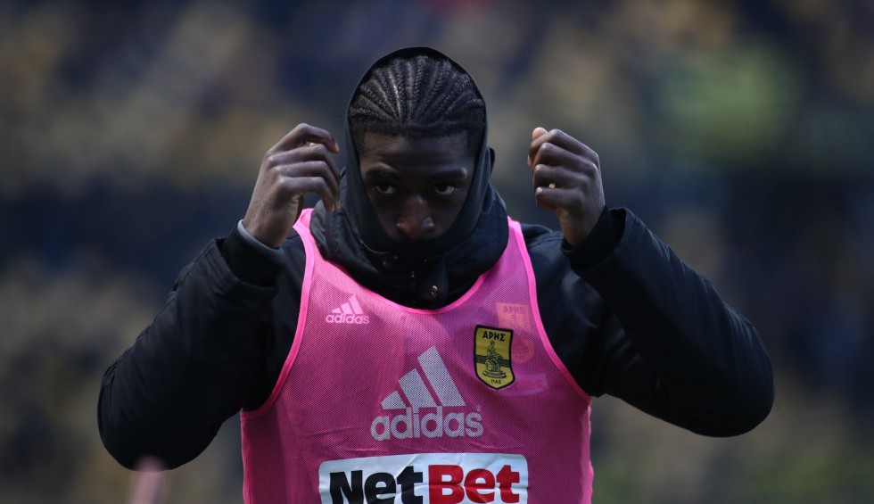 A generic square placeholder image with rounded corners in a figure.