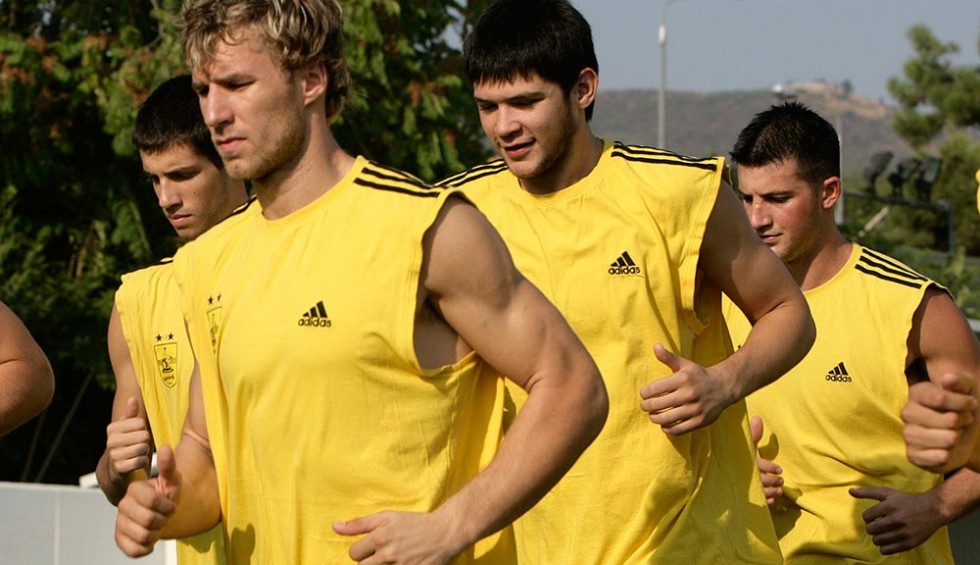 A generic square placeholder image with rounded corners in a figure.