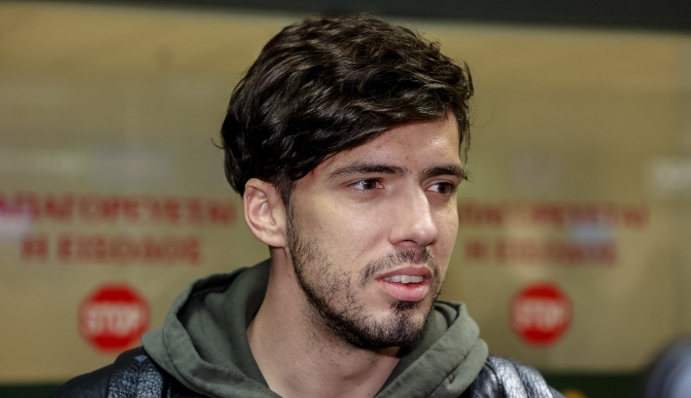 A generic square placeholder image with rounded corners in a figure.