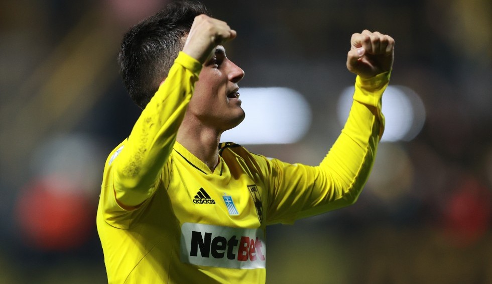 A generic square placeholder image with rounded corners in a figure.