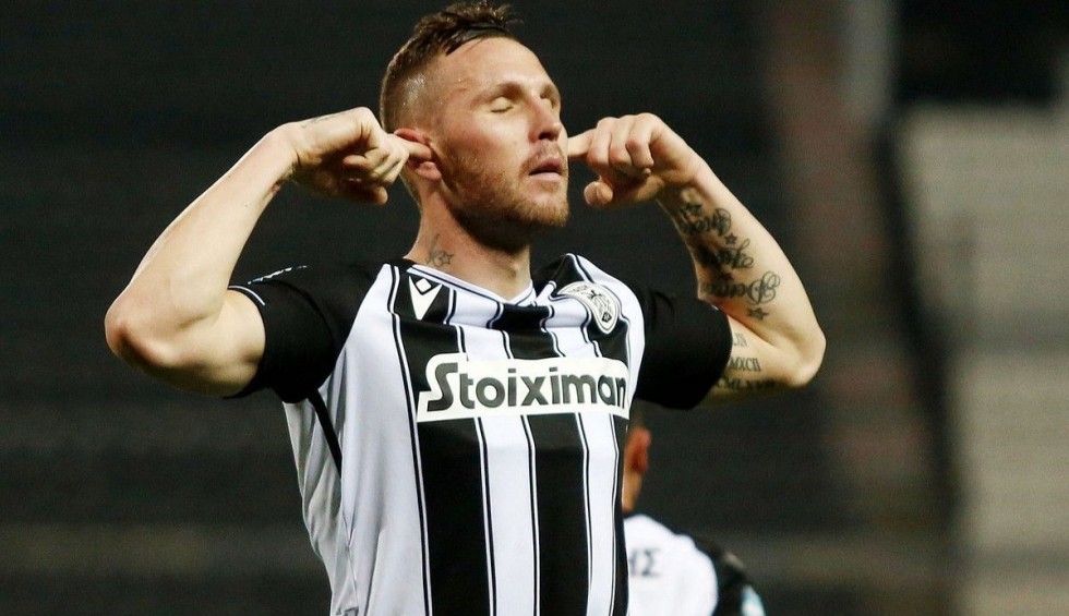 A generic square placeholder image with rounded corners in a figure.