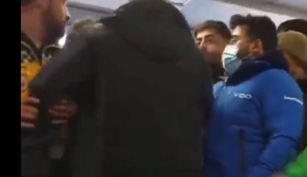 A generic square placeholder image with rounded corners in a figure.