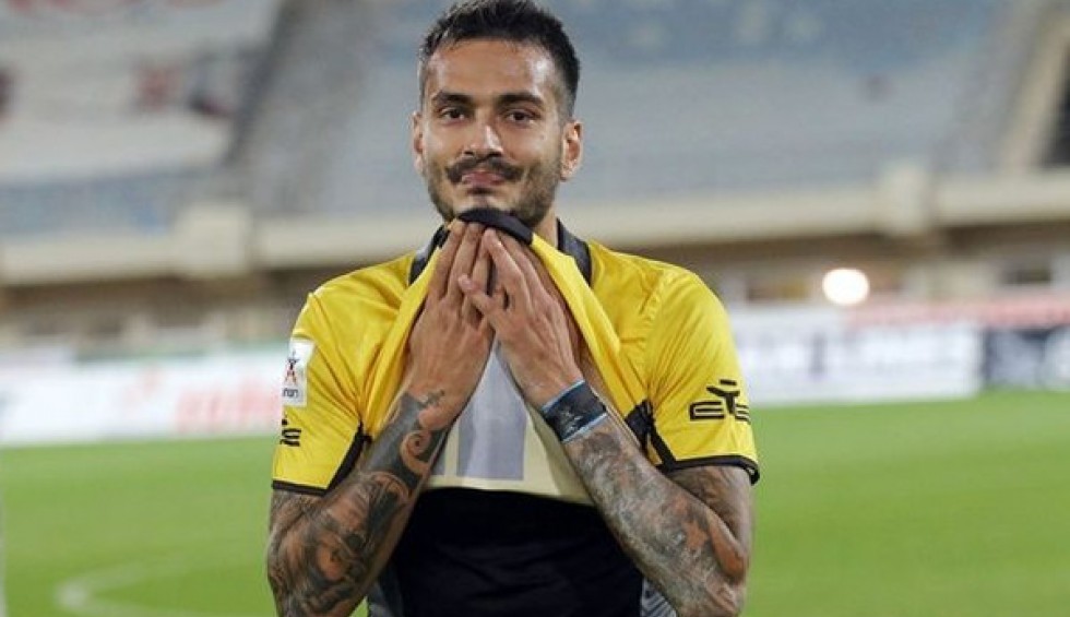 A generic square placeholder image with rounded corners in a figure.