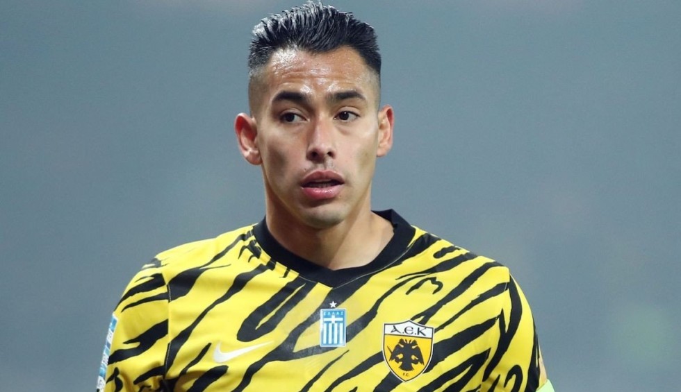 A generic square placeholder image with rounded corners in a figure.