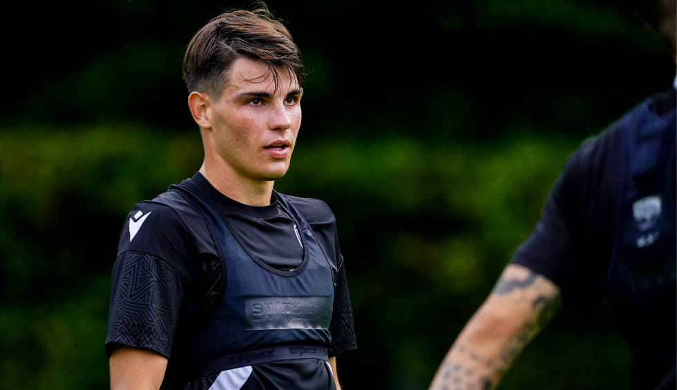 A generic square placeholder image with rounded corners in a figure.