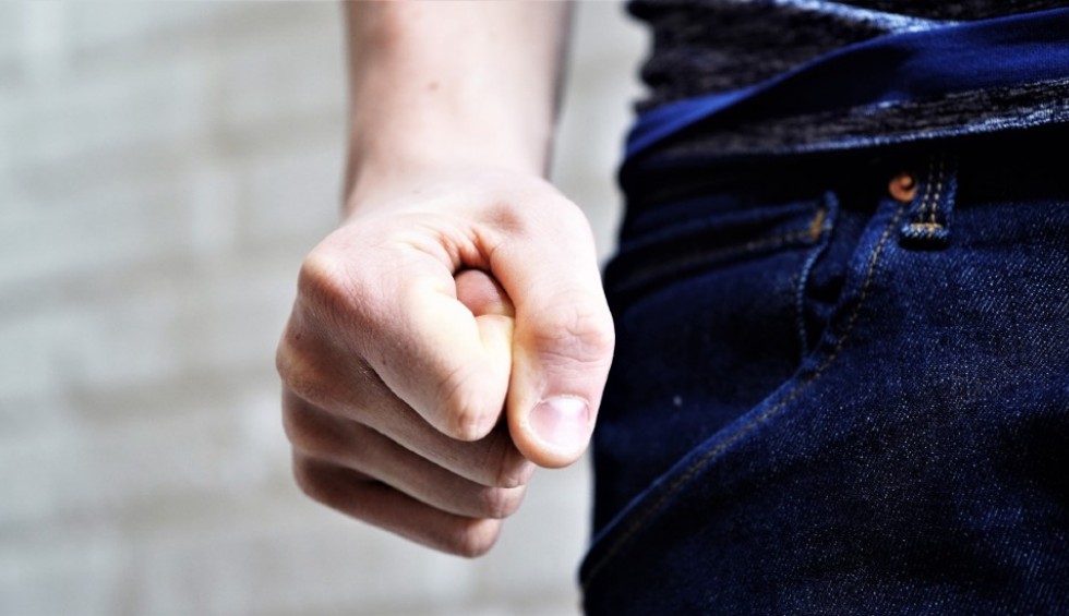 A generic square placeholder image with rounded corners in a figure.