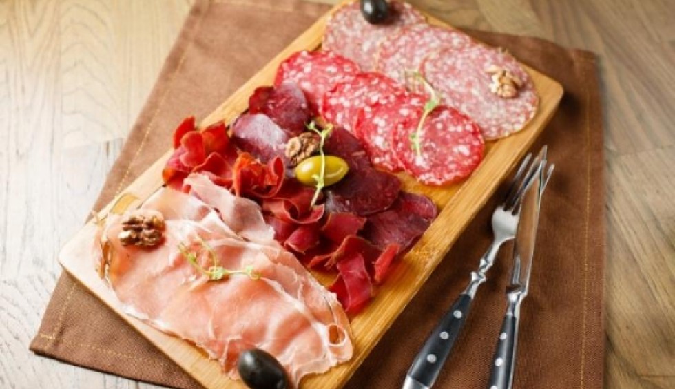 A generic square placeholder image with rounded corners in a figure.