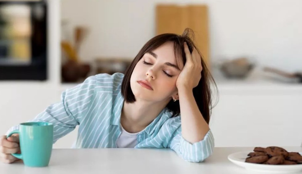 A generic square placeholder image with rounded corners in a figure.