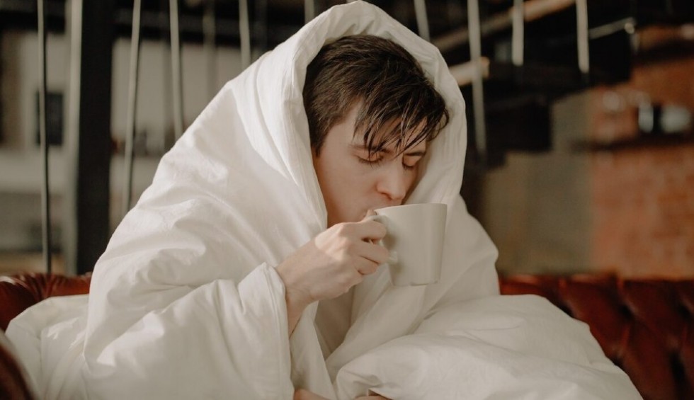 A generic square placeholder image with rounded corners in a figure.