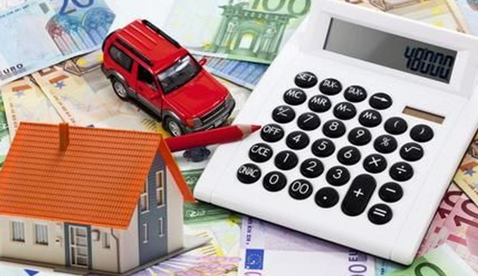 A generic square placeholder image with rounded corners in a figure.