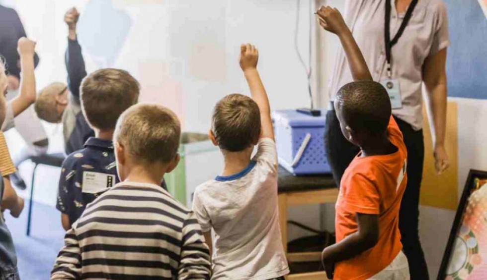 A generic square placeholder image with rounded corners in a figure.