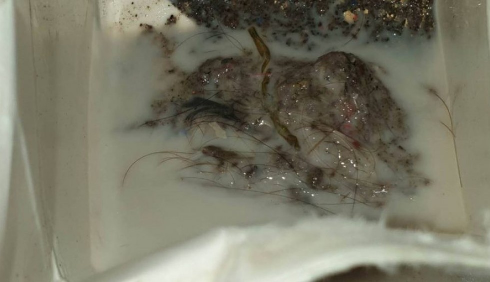 A generic square placeholder image with rounded corners in a figure.