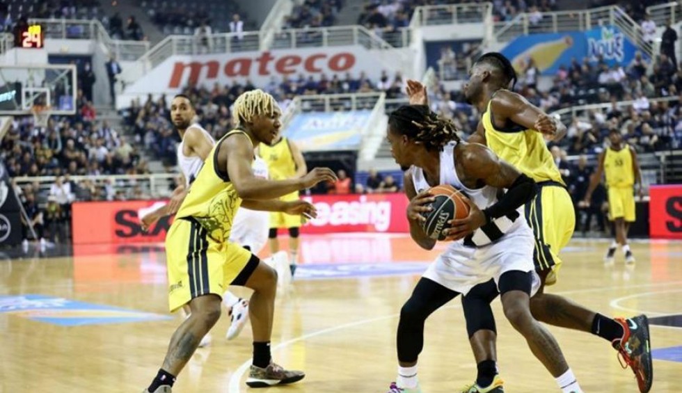 A generic square placeholder image with rounded corners in a figure.