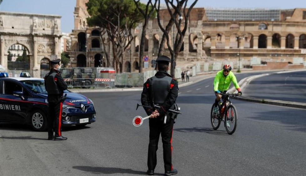 A generic square placeholder image with rounded corners in a figure.