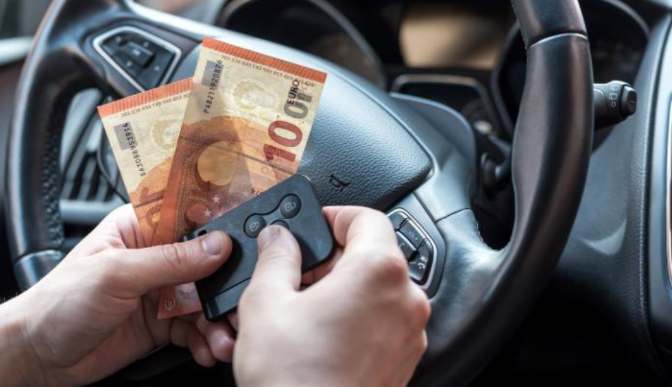 A generic square placeholder image with rounded corners in a figure.