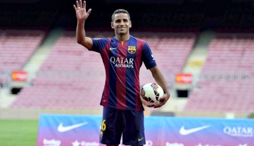 A generic square placeholder image with rounded corners in a figure.