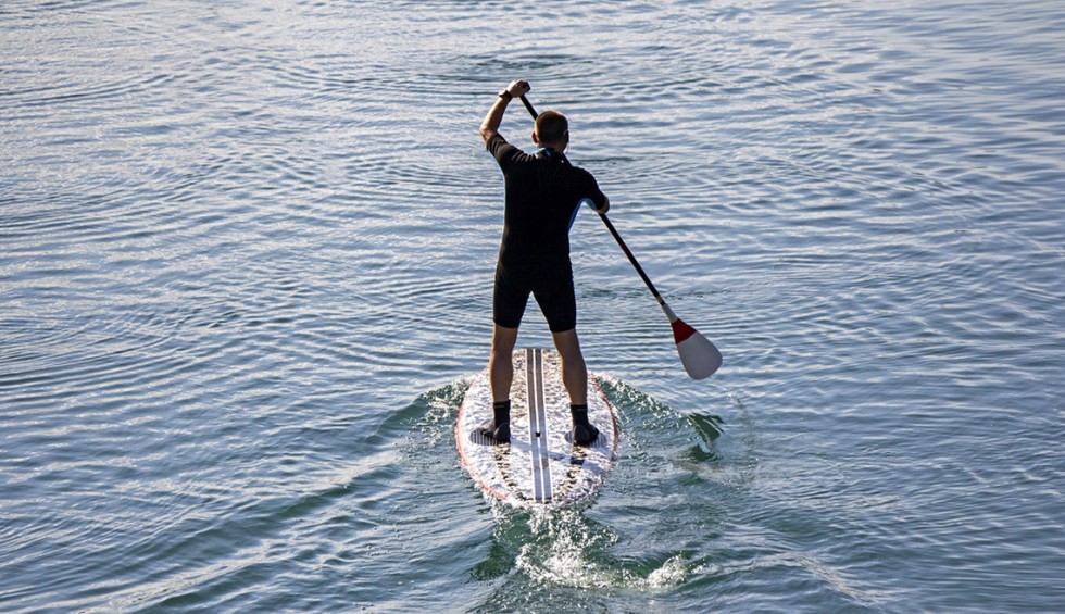 A generic square placeholder image with rounded corners in a figure.