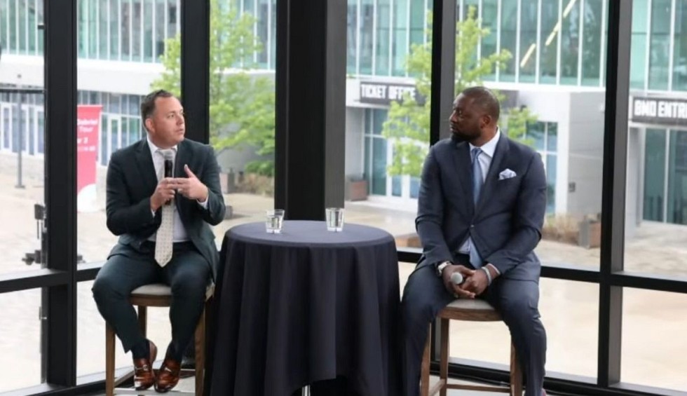 A generic square placeholder image with rounded corners in a figure.