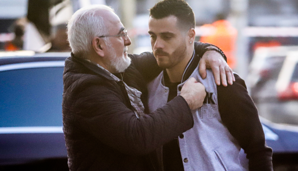 A generic square placeholder image with rounded corners in a figure.