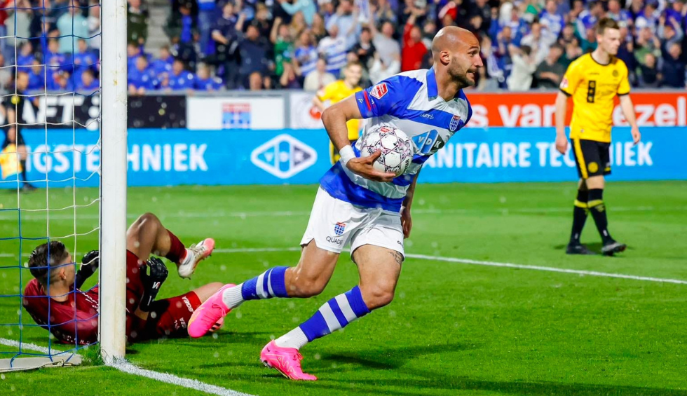 A generic square placeholder image with rounded corners in a figure.