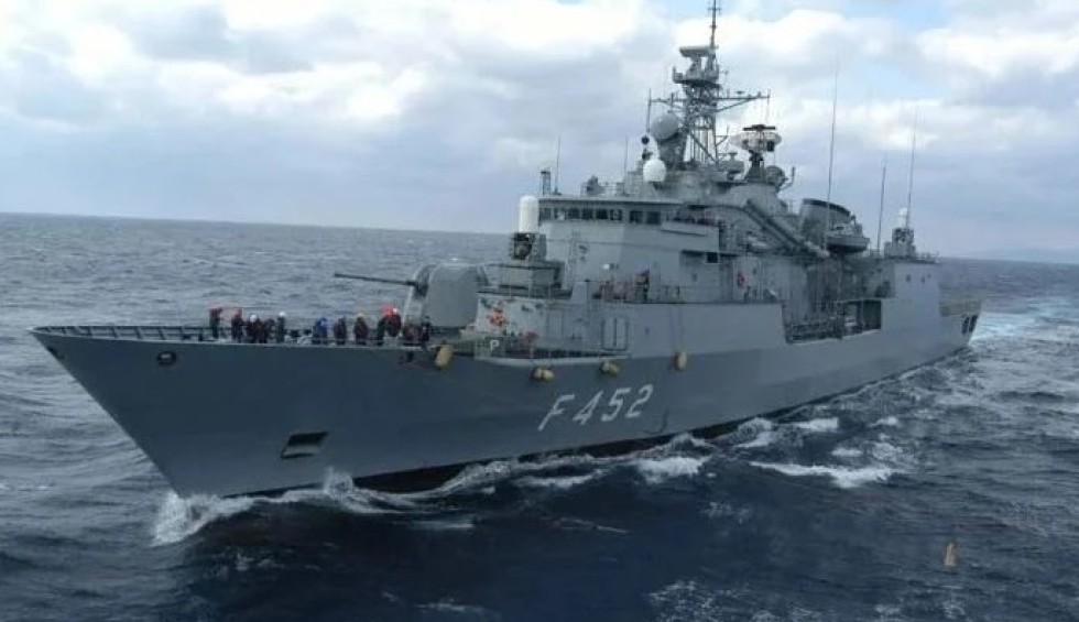 A generic square placeholder image with rounded corners in a figure.