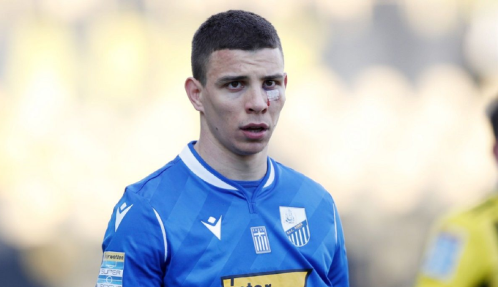 A generic square placeholder image with rounded corners in a figure.