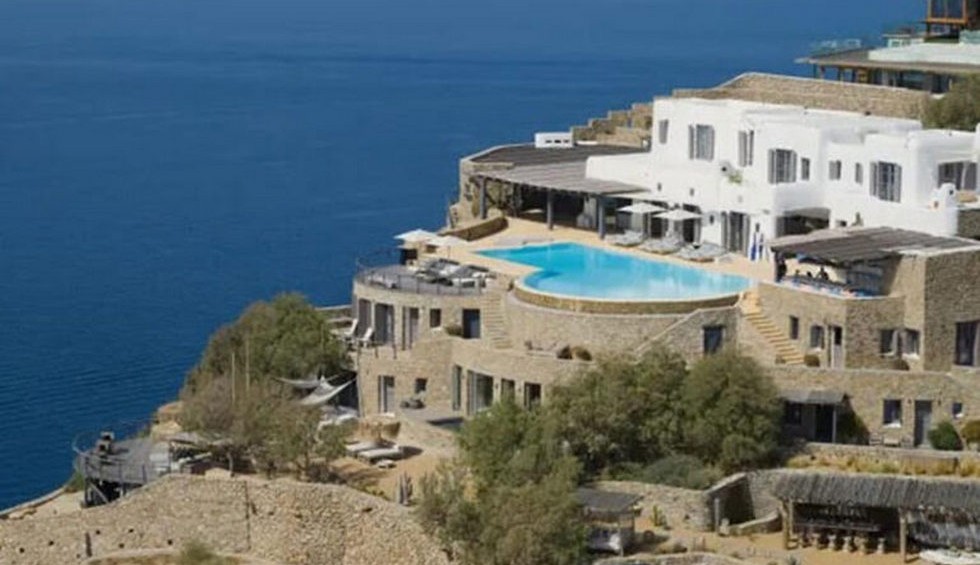 A generic square placeholder image with rounded corners in a figure.