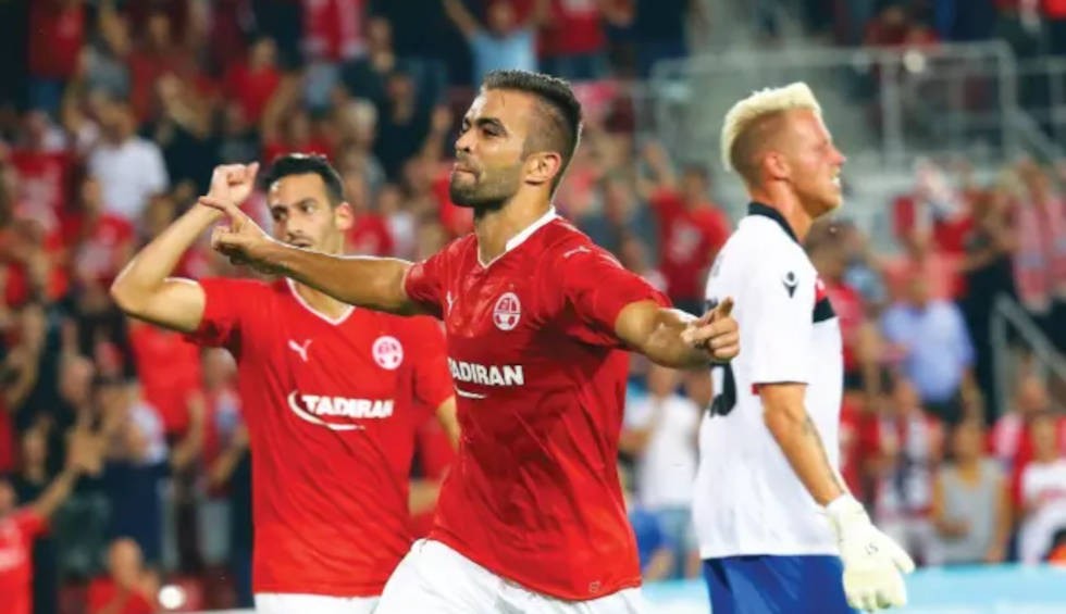 A generic square placeholder image with rounded corners in a figure.