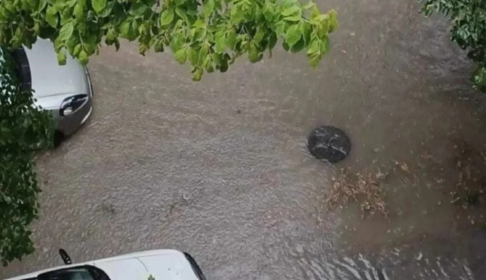 A generic square placeholder image with rounded corners in a figure.