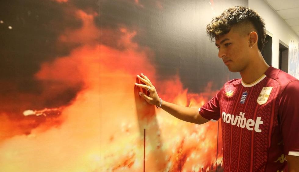 A generic square placeholder image with rounded corners in a figure.