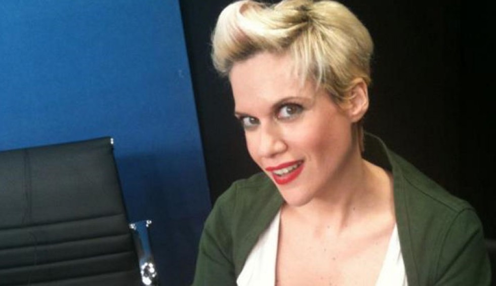 A generic square placeholder image with rounded corners in a figure.